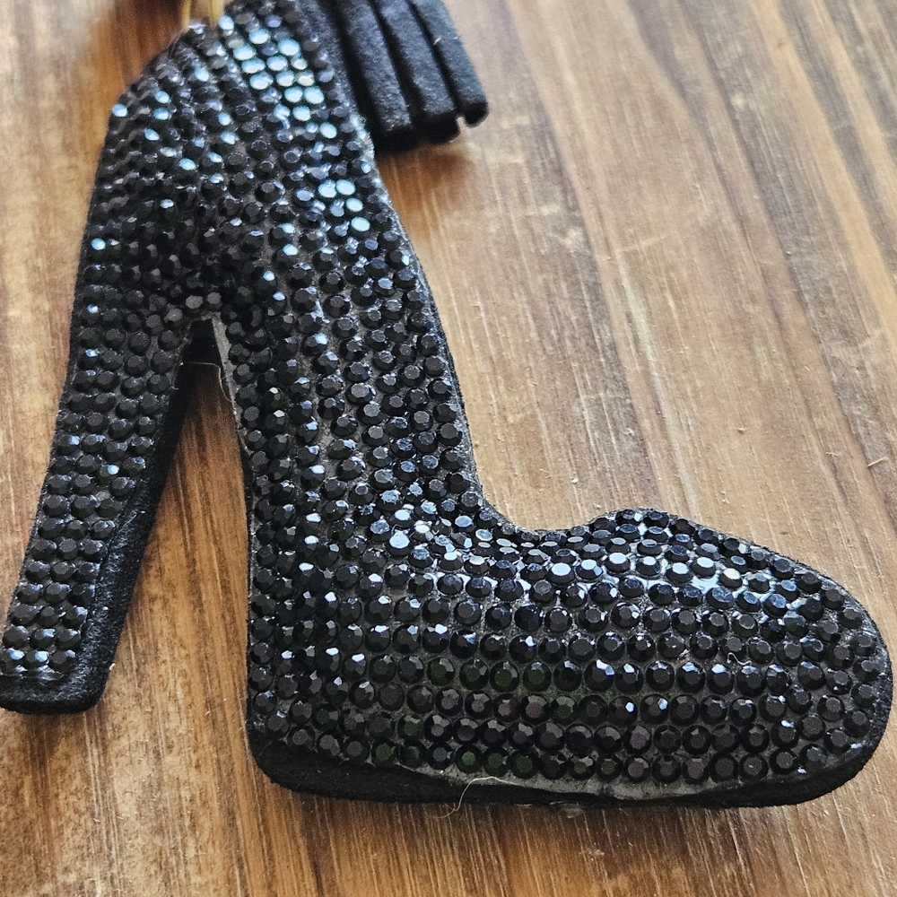 DIVAS LiMiTED Black Rhinestone High Heel Key Holder - Picture 2 of 4
